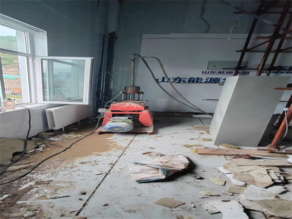 榆社地基基础下沉墙体裂缝加固注浆顶升施工